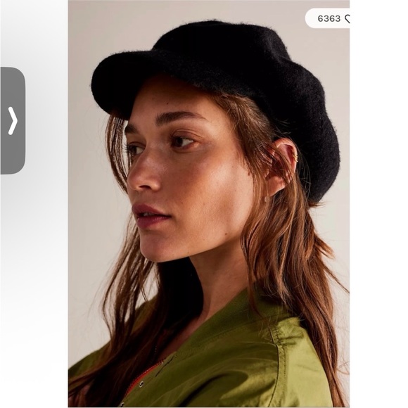 Free People Phoebe Slouchy Lieutenant Cap Boho Black 100% Wool One Size Travel - Picture 1 of 7